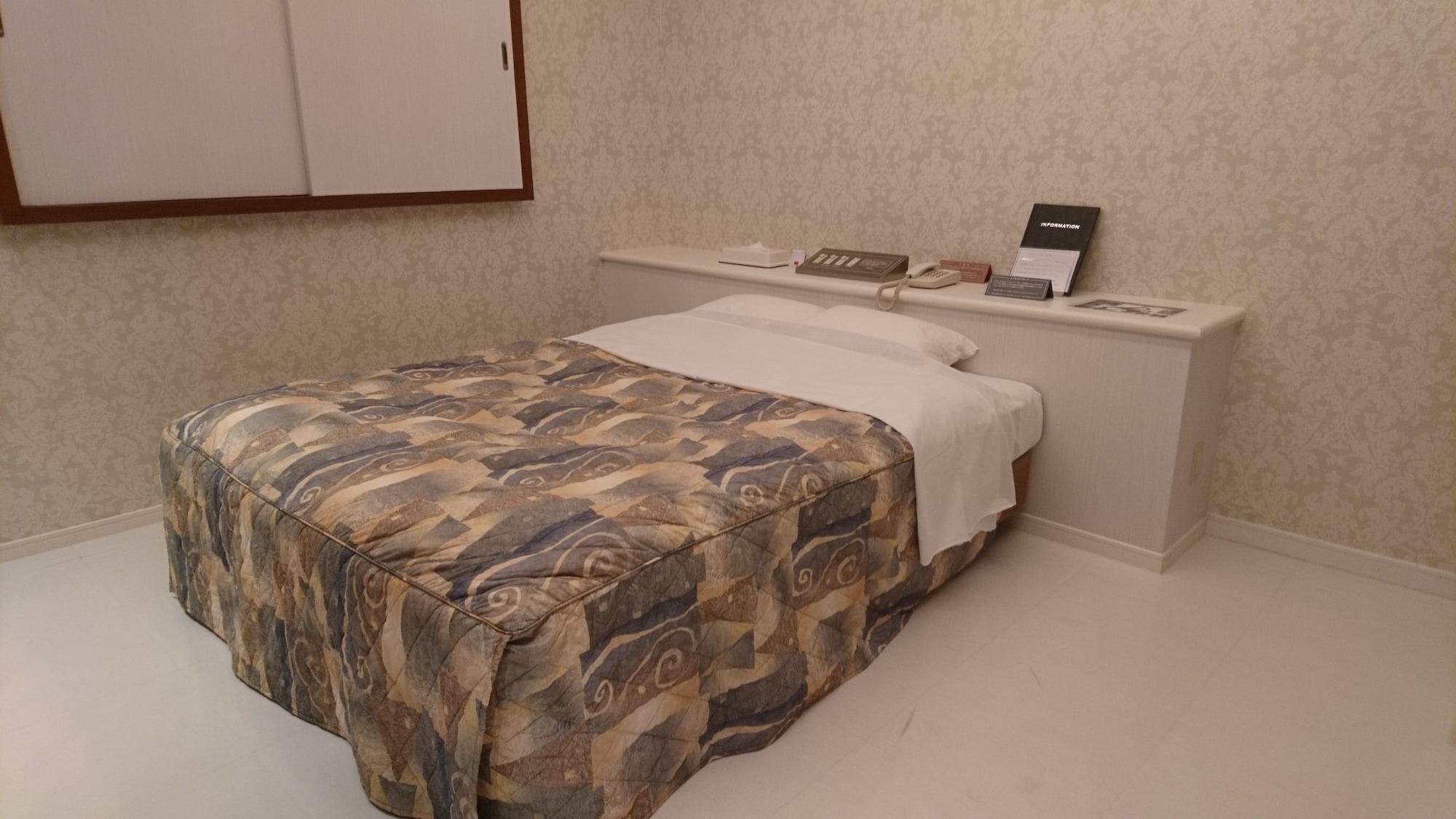 Hotel Eris Hakata (Adults Only) Fukuoka  Bagian luar foto