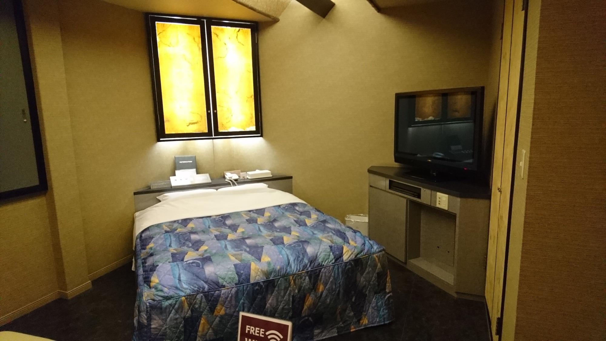 Hotel Eris Hakata (Adults Only) Fukuoka  Bagian luar foto