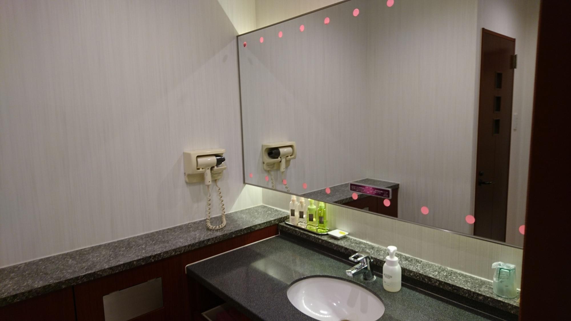 Hotel Eris Hakata (Adults Only) Fukuoka  Bagian luar foto