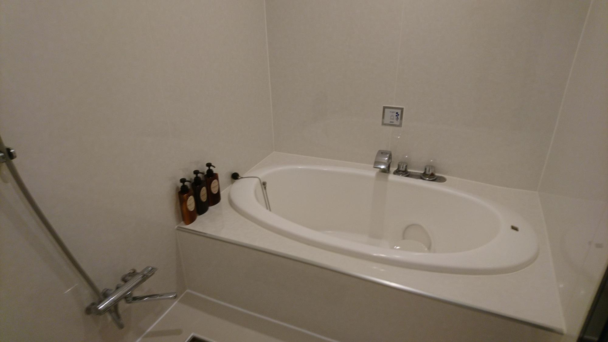 Hotel Eris Hakata (Adults Only) Fukuoka  Bagian luar foto