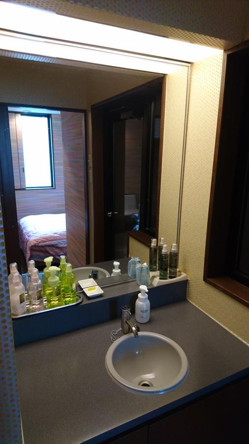 Hotel Eris Hakata (Adults Only) Fukuoka  Bagian luar foto
