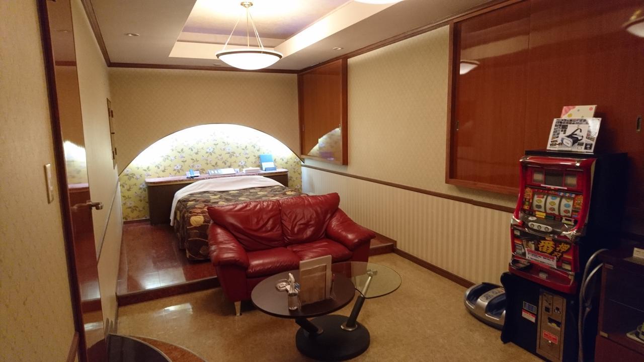 Hotel Eris Hakata (Adults Only) Fukuoka  Bagian luar foto